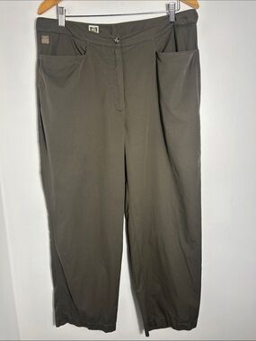 Tilley Made in Canada Olive Green Travel Pants Men’s Size 14 Lightweight